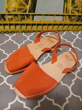 Ria MENORCA ARTISAN Red Suede Slingback Sandals SZ.41 /9 -9.5